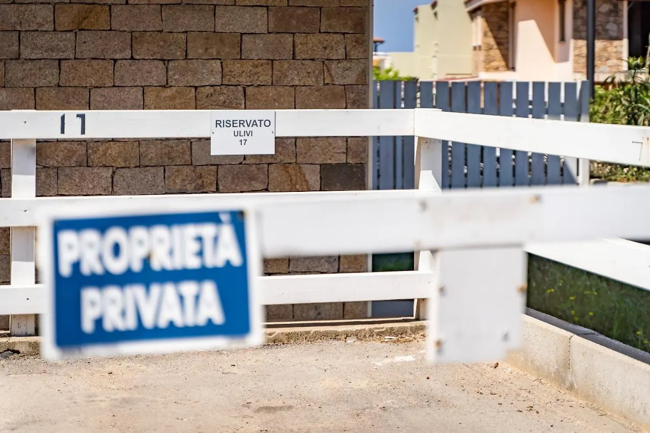 Ulivi 17 Apartman Isola Rossa 0*,  Olaszország